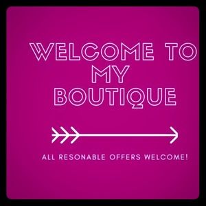 Welcome to closet 💕😊 Happy Poshing!